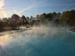 Afbeelding voor: Point de rosée : facteur important lors de la peinture des piscines